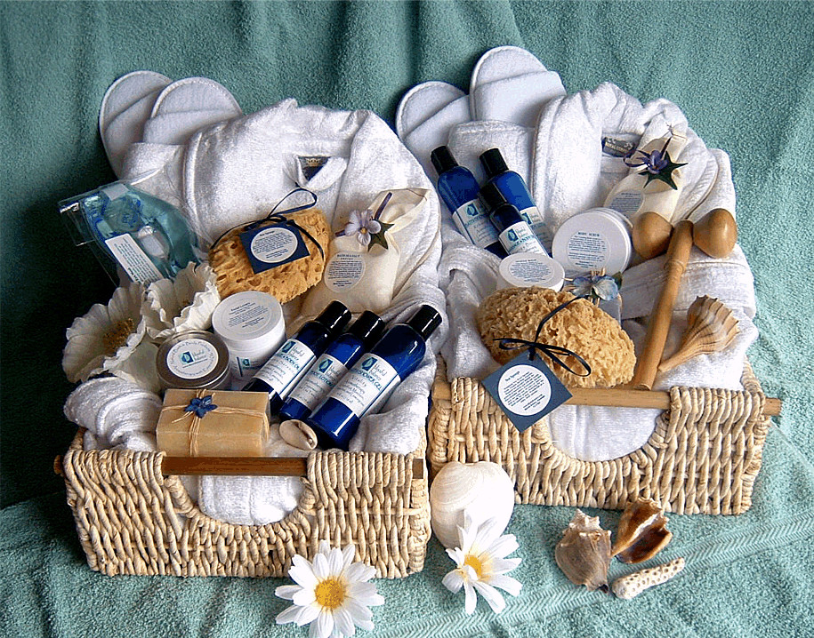 Birthday Gift Baskets For Her
 Give a Spa Gift Basket to your Friend and Make her