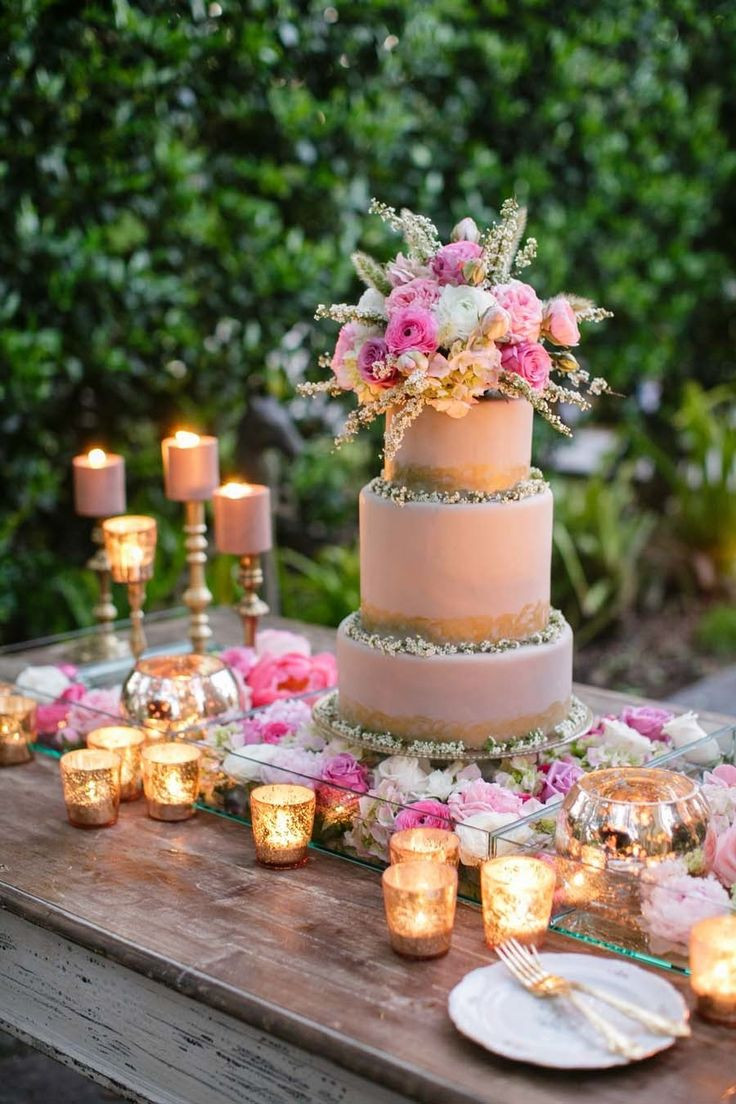 Cake Table Wedding
 The Most Extravagant Wedding Ideas MODwedding