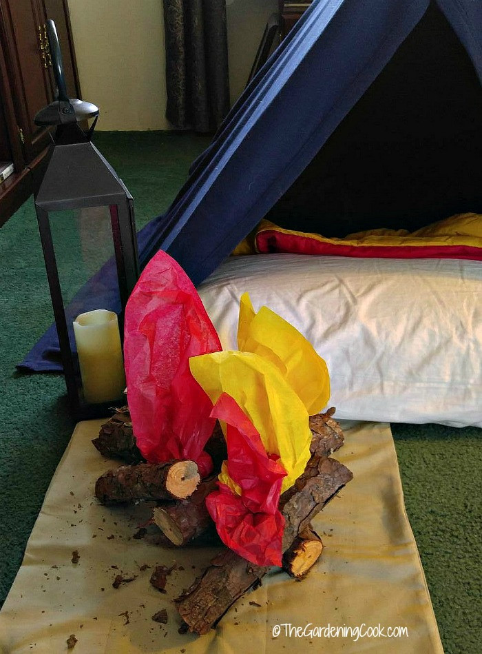 Campfire Kids Indoor Camping Set
 Indoor Camping Party 15 Fun Tips and Activitites