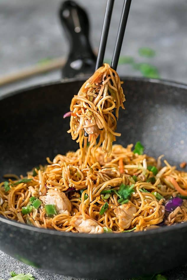 Chow Mein Noodles
 Chicken Chow Mein Noodles The BEST Easy e Pot