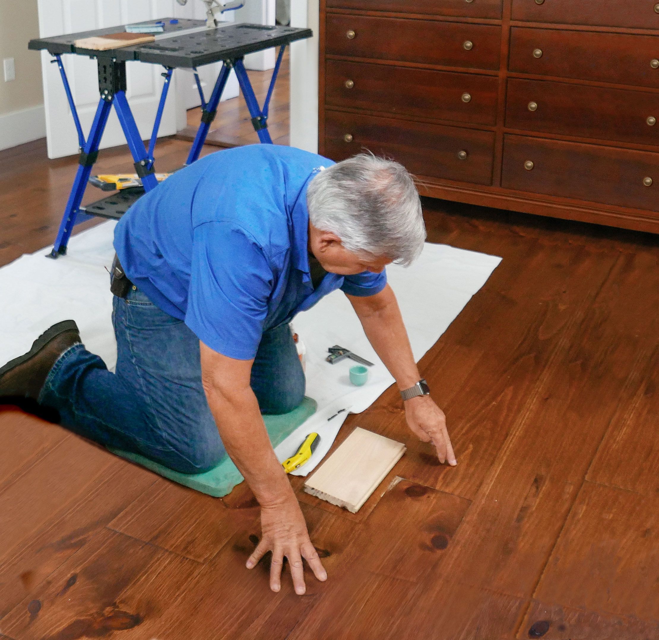 DIY Hardwood Floor Refinishing Beginners
 How to Patch a Chipped Wood Floor