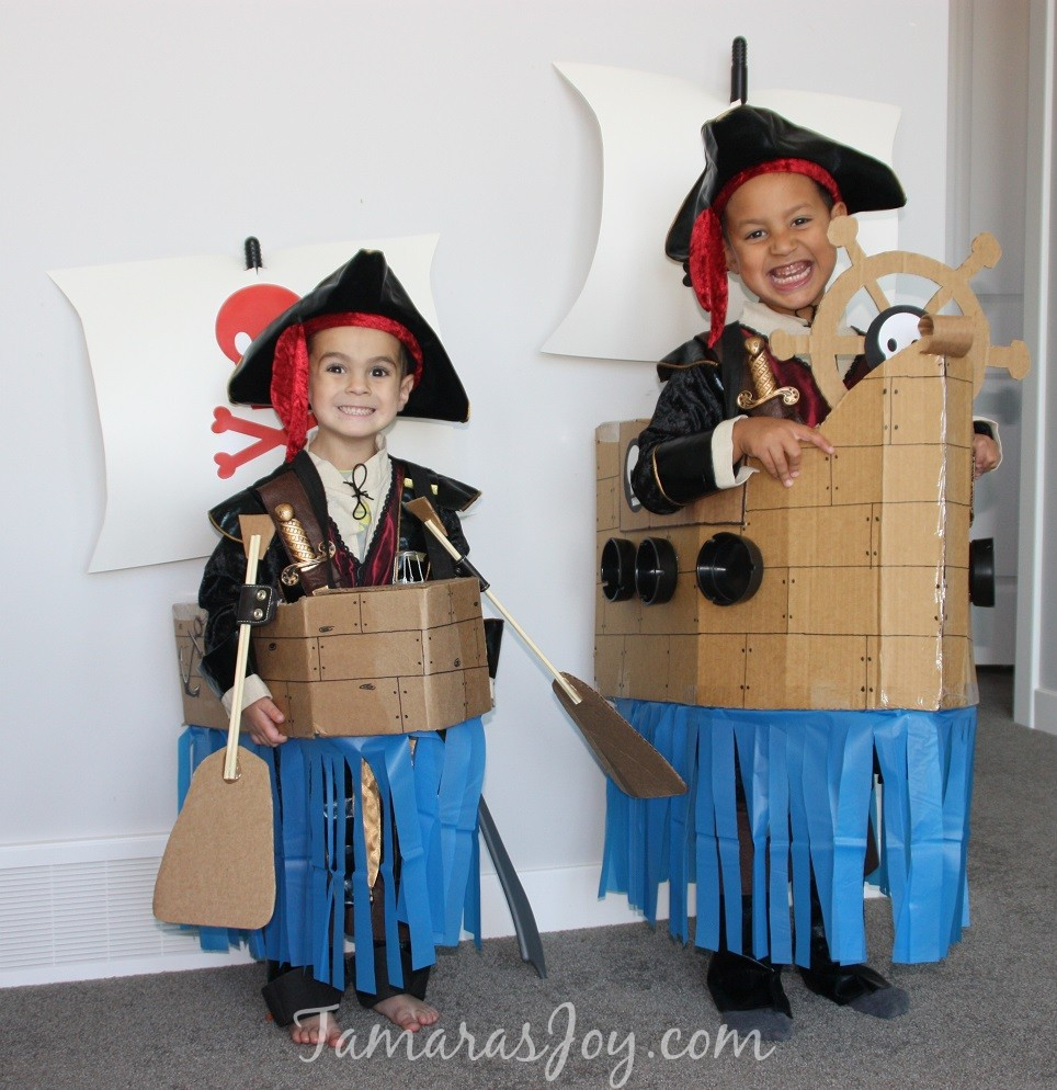 DIY Pirate Costume Kids
 Easy Kids Pirate Costume Made from Cardboard ⋆ Tamara s Joy