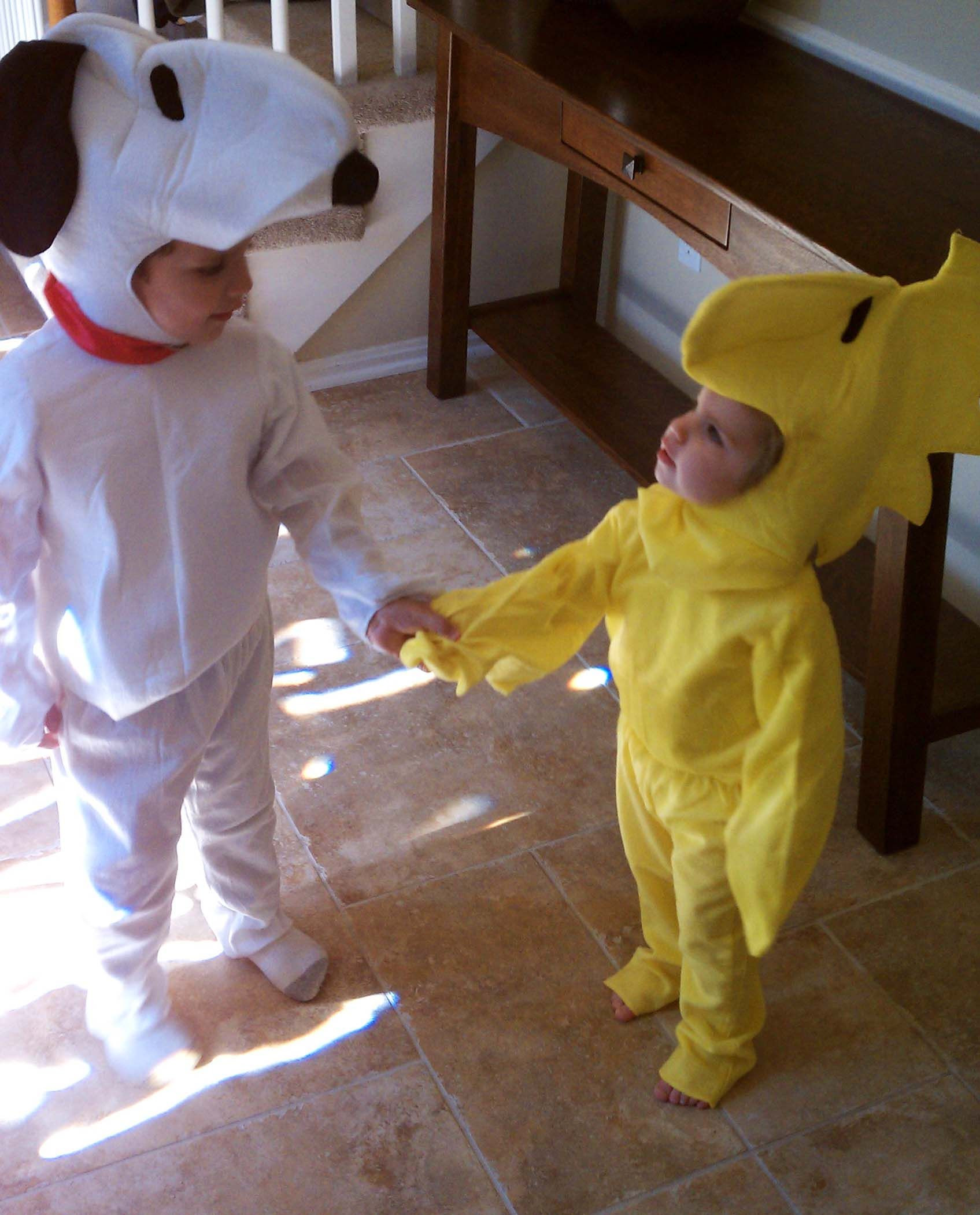 DIY Snoopy Costume
 Snoopy and Woodstock …