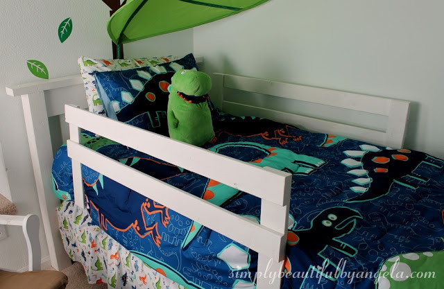 DIY Toddler Bed Rail
 DIY Toddler Bed Rails