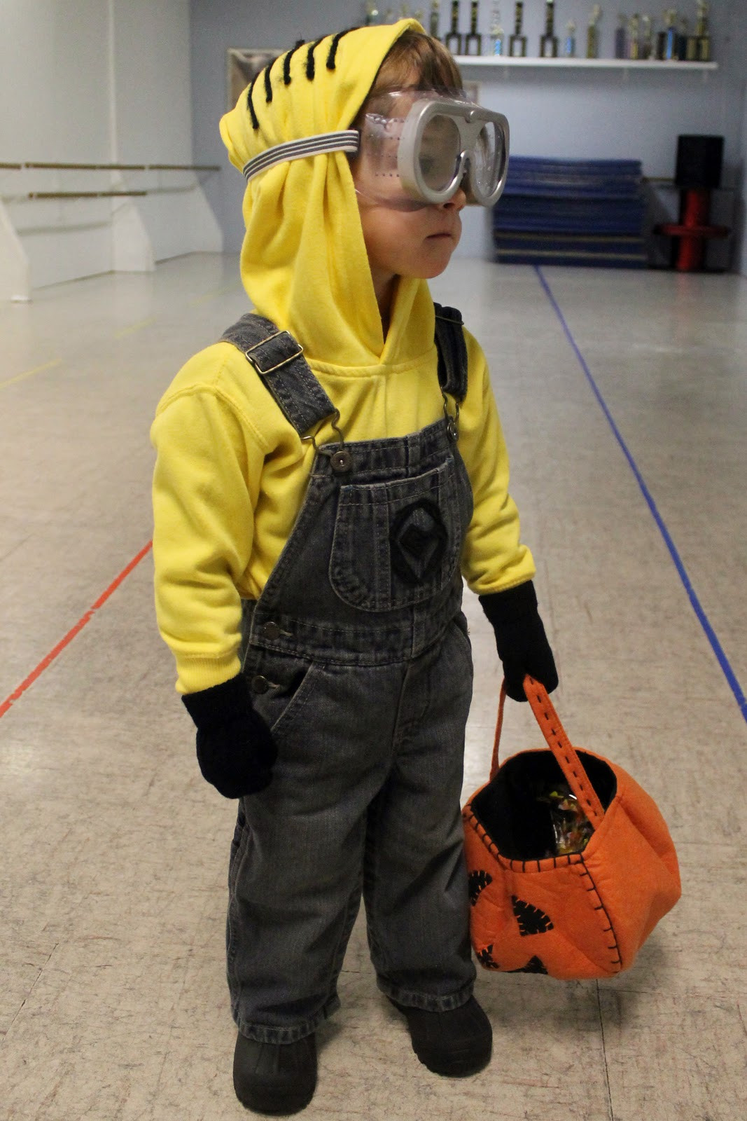 DIY Toddler Minion Costume
 Minion Costume A Jennuine Life