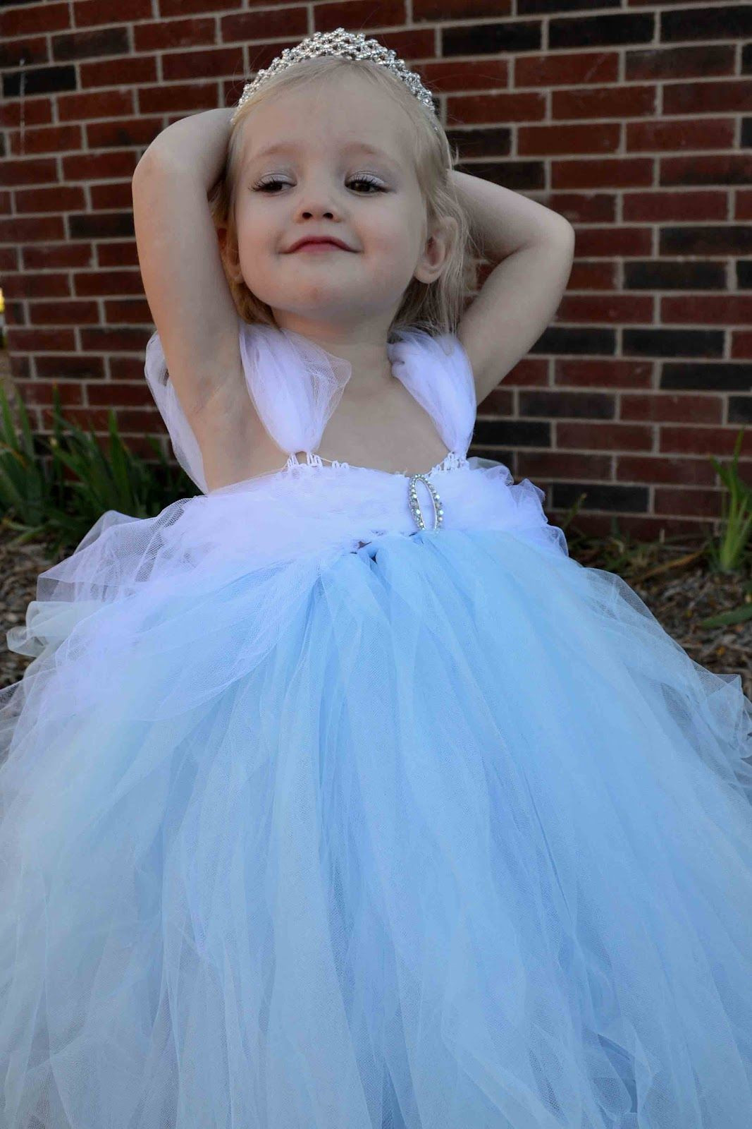 DIY Tulle Toddler Dress
 DIY Tulle skirts on Pinterest