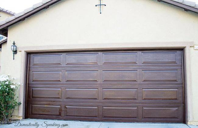 DIY Wood Garage Door Kits
 5 How to Make Over Your Garage Door Ideas – Tip Junkie
