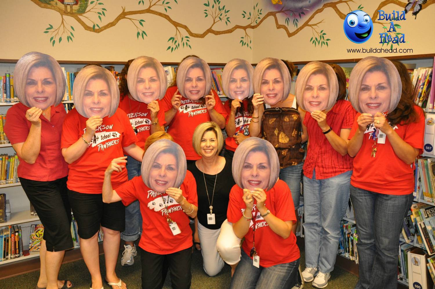 Fun Retirement Party Ideas
 Big heads are perfect decorations and party favors for