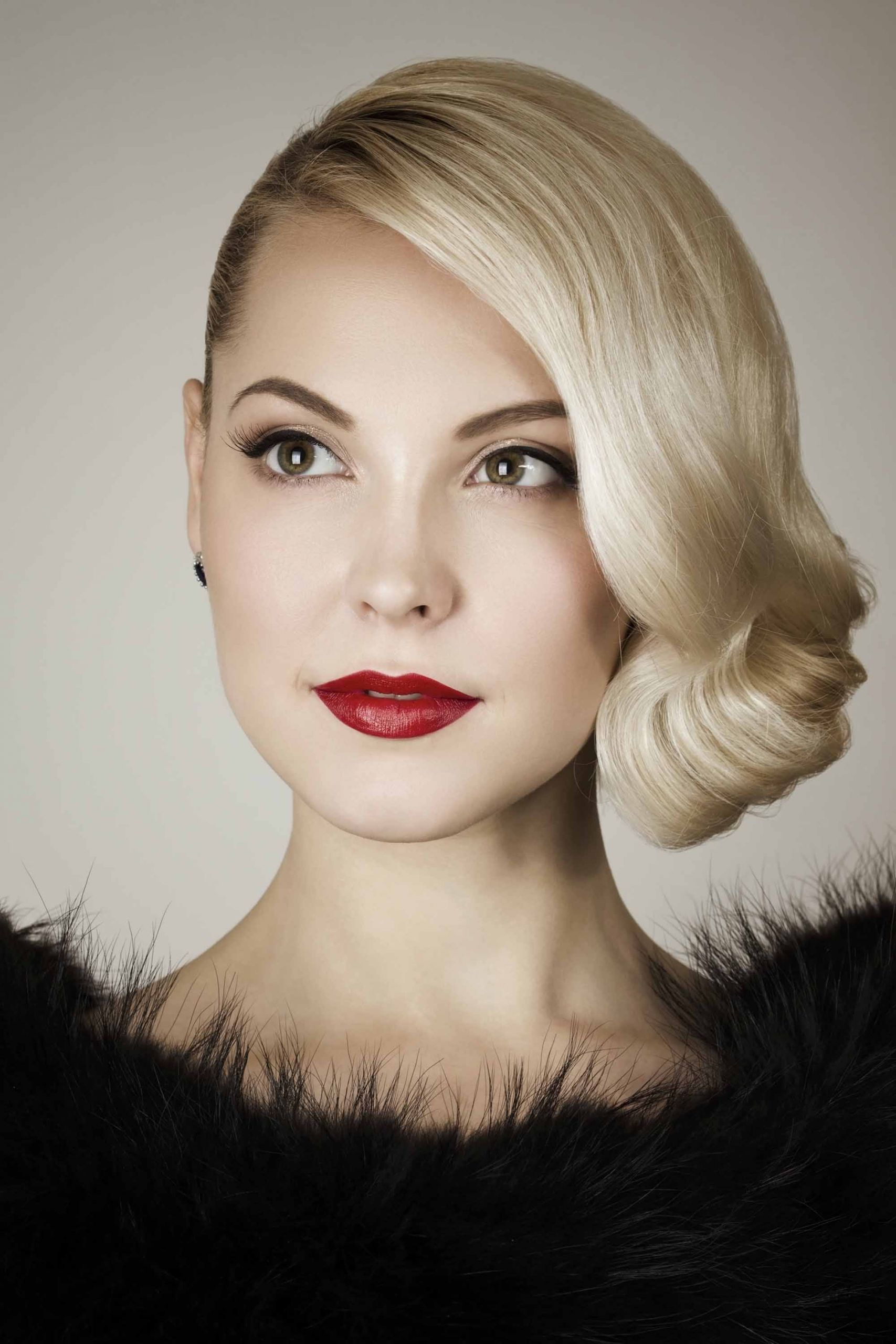 Great Gatsby Hairstyles For Long Hair
 11 Glam Great Gatsby Hairstyles for Halloween and Beyond