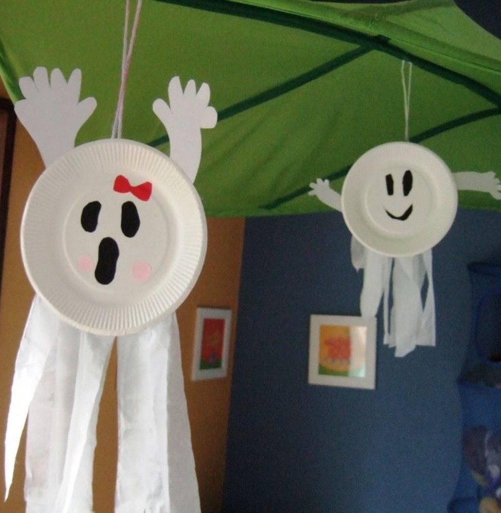 Halloween Art And Craft For Kids
 Craft Culture Halloween Arts & Crafts Fun for All — LIFE