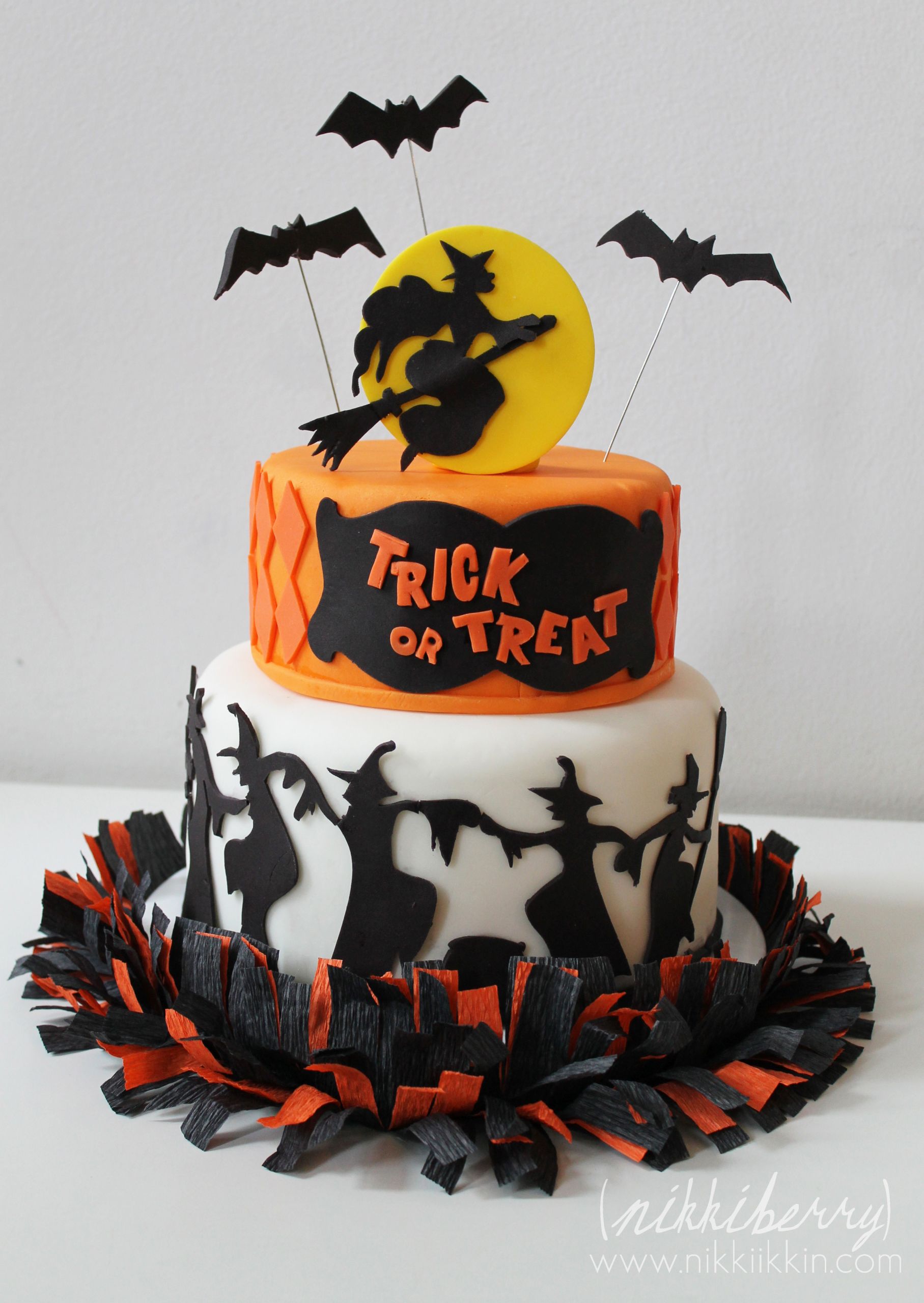 Halloween Birthday Cakes For Kids
 Dancing Witches Halloween Cake