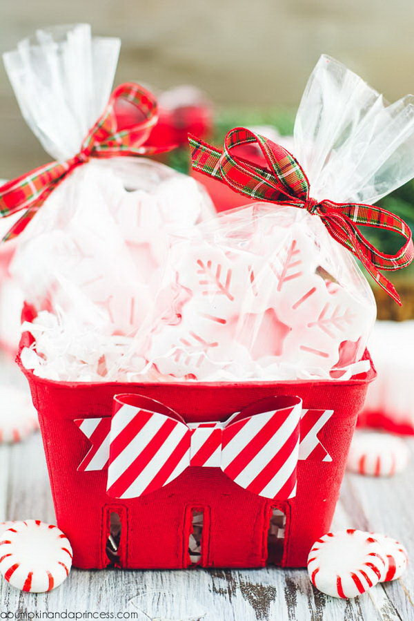 Homemade Gift Baskets Ideas For Christmas
 35 Creative DIY Gift Basket Ideas for This Holiday Hative