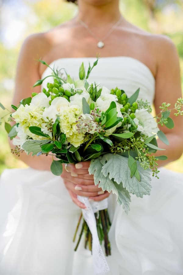 How To DIY Wedding Flowers
 How to make Trendy Wedding Bouquets All Your Own
