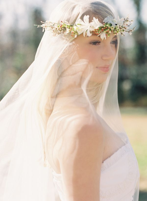 How To Make A Wedding Veil With A Tiara
 DIY Wedding Flower Crown Over a Drop Veil ce Wed