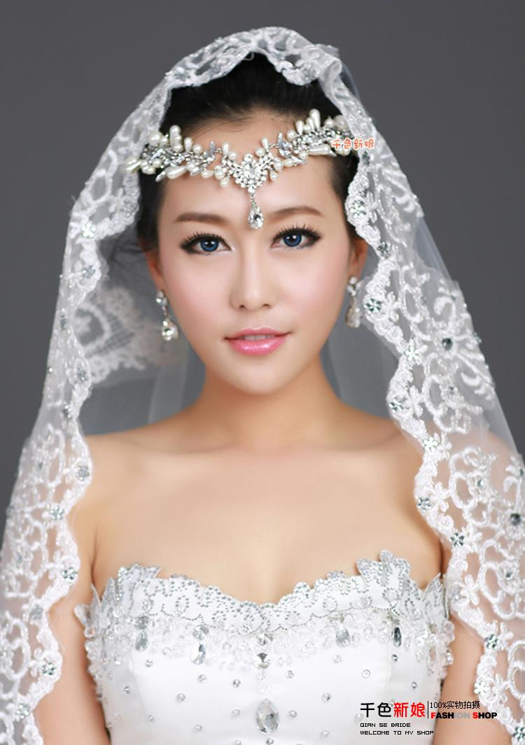 How To Make A Wedding Veil With A Tiara
 2014 Luxury Crystal Ivory Lace Wedding Veils Bridal Veils