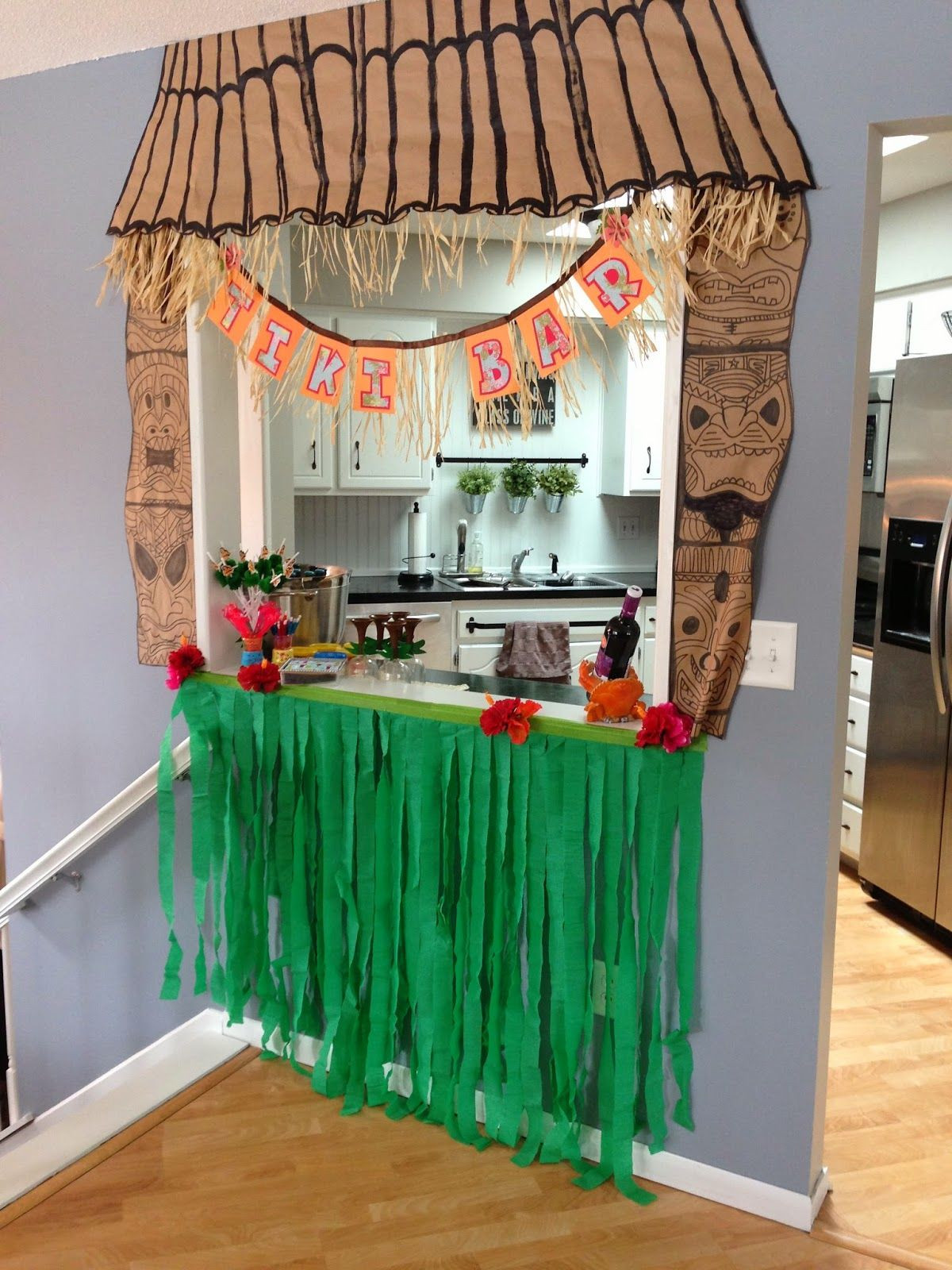 Inexpensive DIY Luau Party Decorations
 This grass skirt is easy and inexpensive to make It can