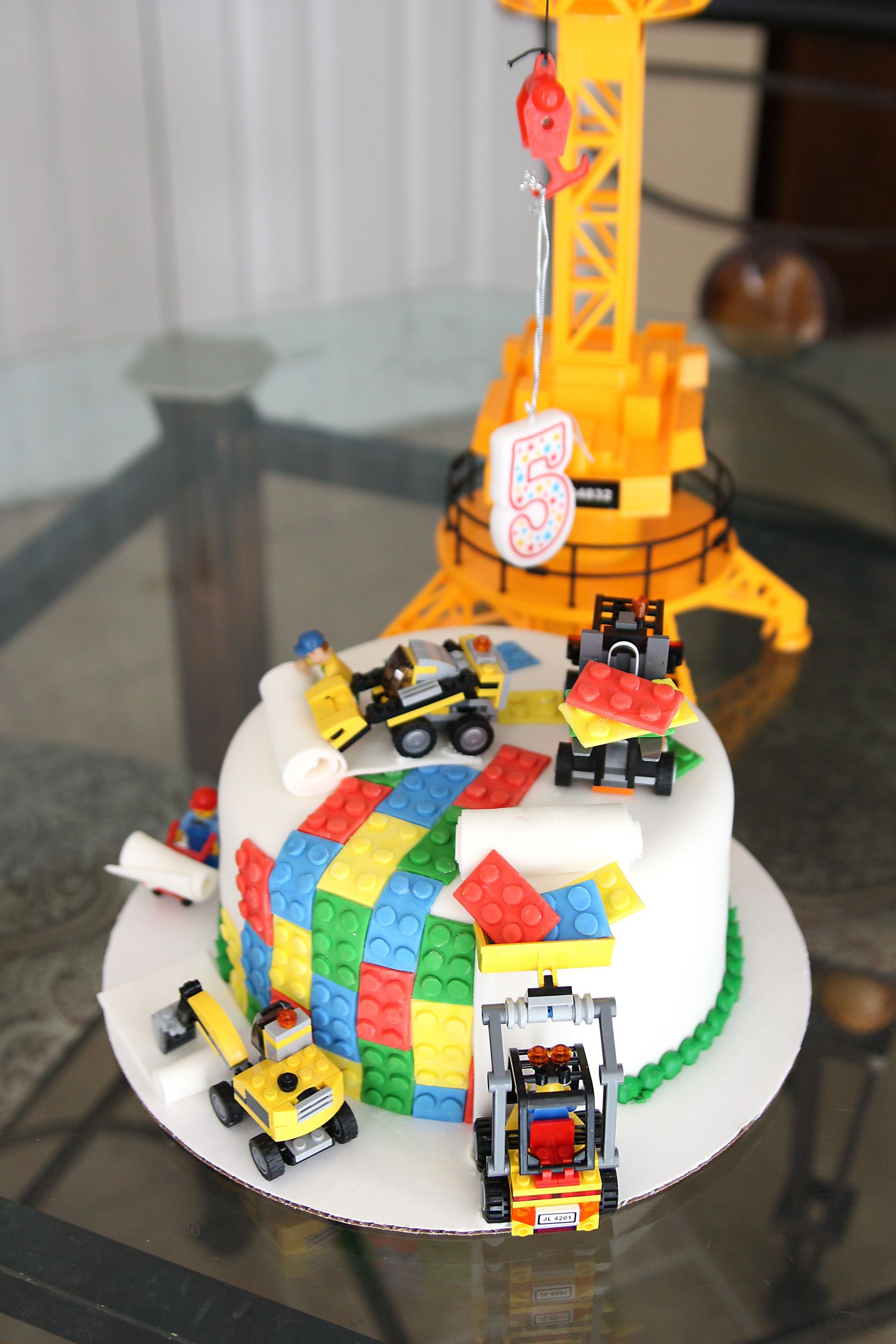 Lego Birthday Cakes
 An Amazing Lego Cake My Little Boy is 5 