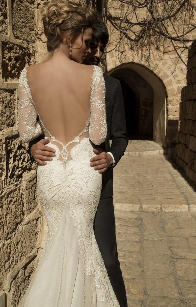 Long Sleeve Backless Wedding Dress
 21 Ridiculously Stunning Long Sleeved Wedding Dresses