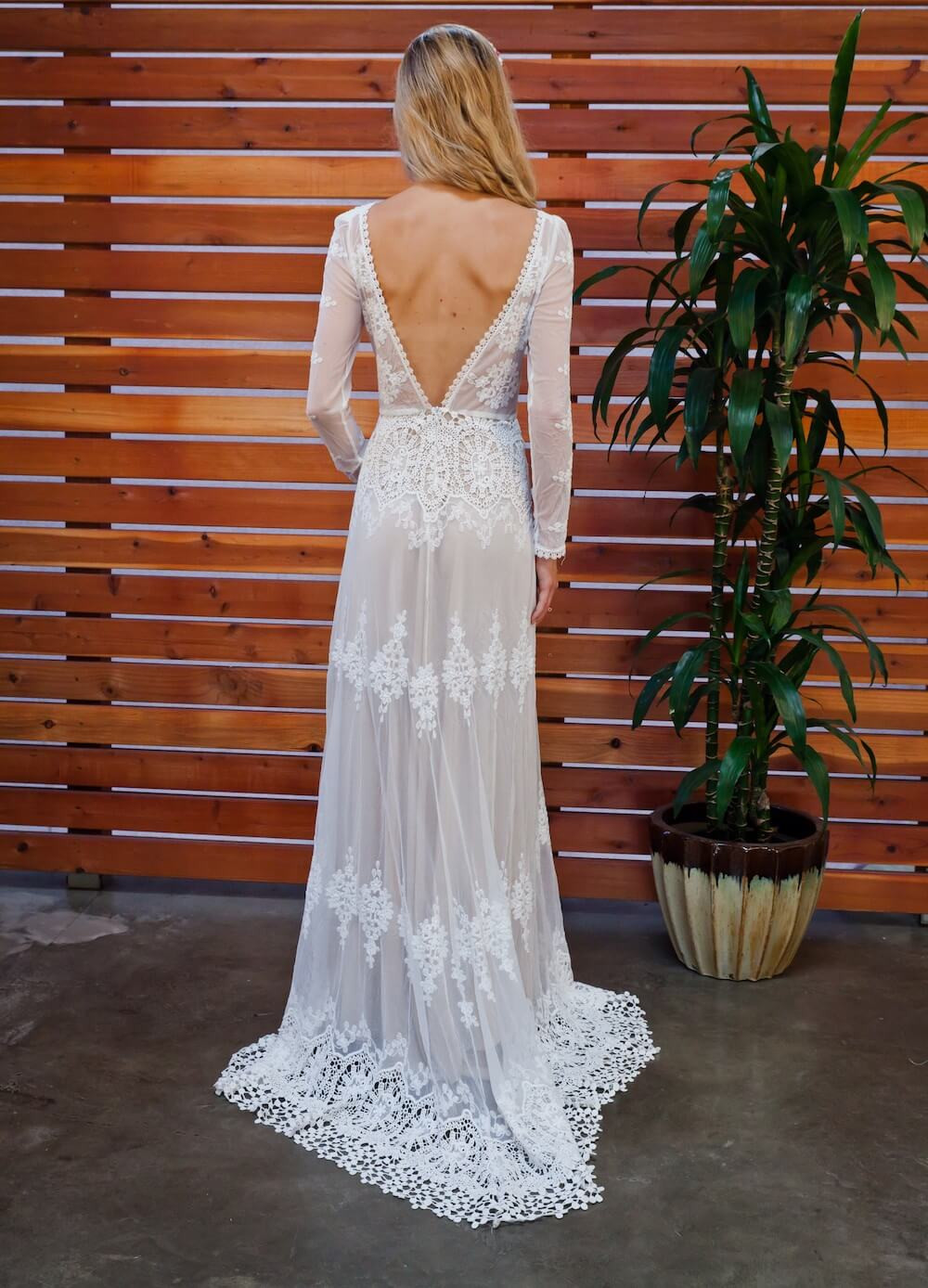 Long Sleeve Backless Wedding Dress
 Lisa Lace Backless Boho Wedding Dress