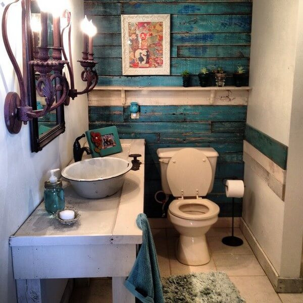 Pallet Wall Bathroom
 DIY Shipping Pallet Bathroom Projects