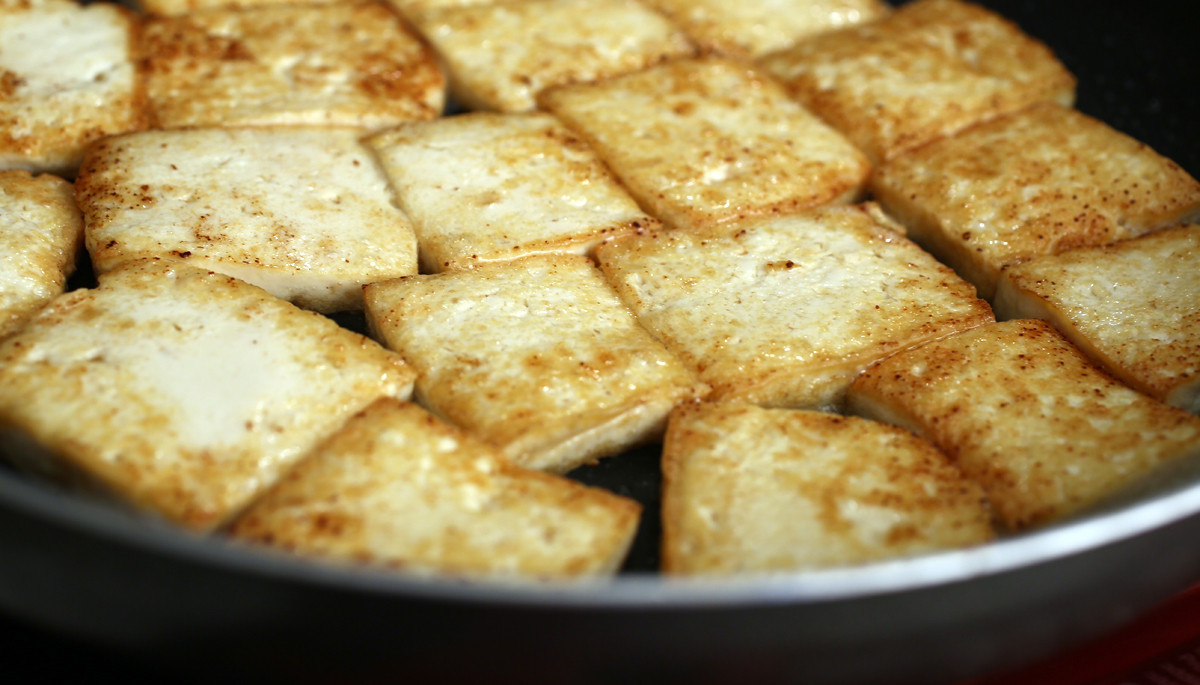 Pan Fried Tofu Recipes
 Pan fried tofu with spicy sauce Dububuchim yangnyeomjang
