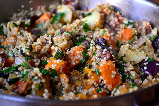 Quinoa With Roasted Vegetables
 Roasted Ve able Quinoa frugalfeeding