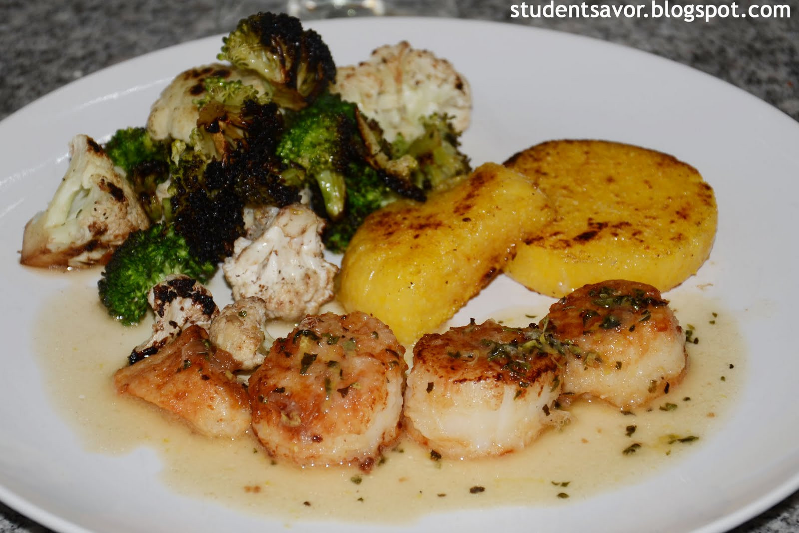 Scallops Side Dishes
 STUDENT SAVOR Scallops with Butter & Wine Sauce