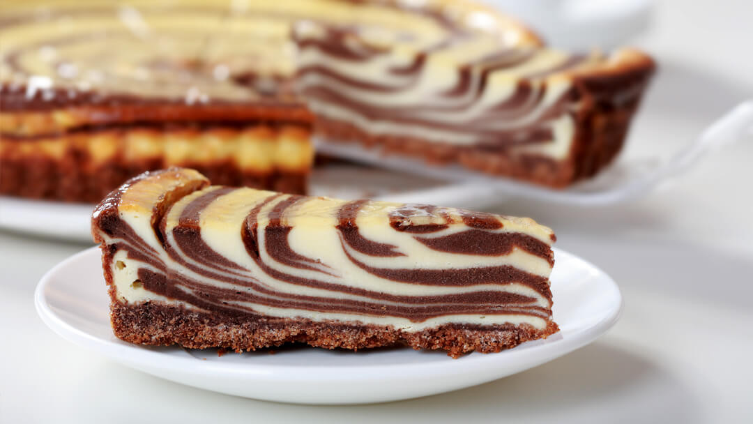 Splenda Cheese Cake
 Chocolate Swirl Cheesecake with Redcurrant Coulis