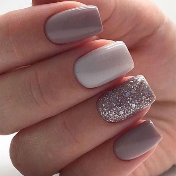 Square Glitter Nails
 15 Gorgeous Square Nail Designs To Try in 2020 The Trend