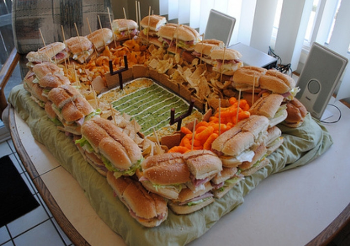 Super Bowl Dinner
 Zebralicious Mom Super Bowl Stadium Platter [Dinner Call]