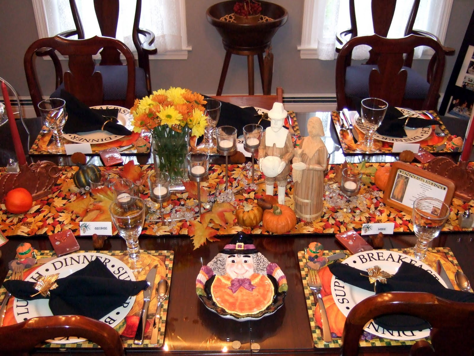 Thanksgiving Dinner Table Decorations
 a little bit of everything Table Setting Thanksgiving Tables