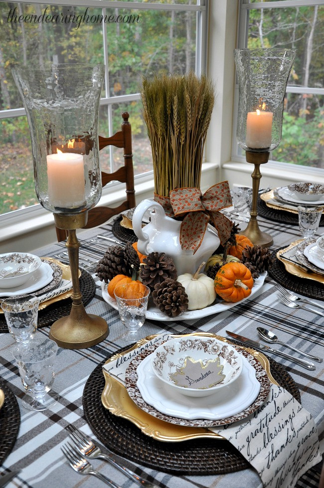 Thanksgiving Dinner Table Decorations
 55 Beautiful Thanksgiving Table Decor Ideas DigsDigs