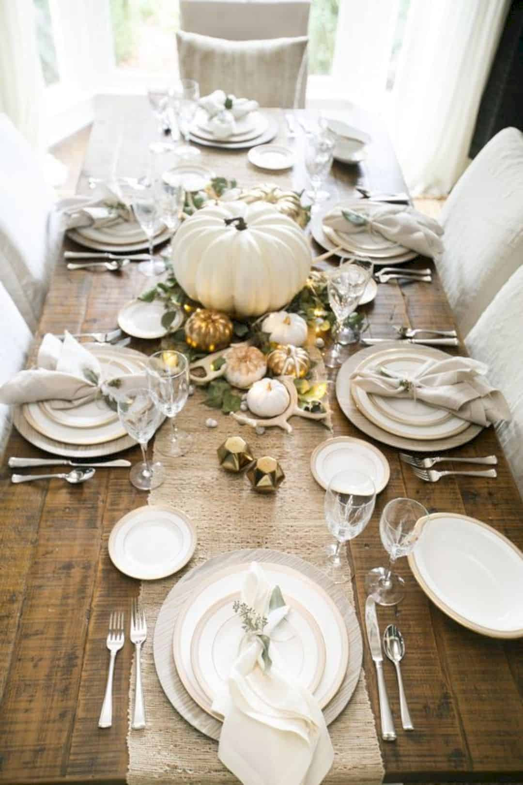 Thanksgiving Table Decorations
 16 Magnificent Thanksgiving Table Decorating Ideas