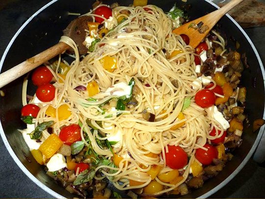 Tofu Spaghetti Recipes
 Spaghetti Ve able Stir Fry – Easy Ve arian Spaghetti
