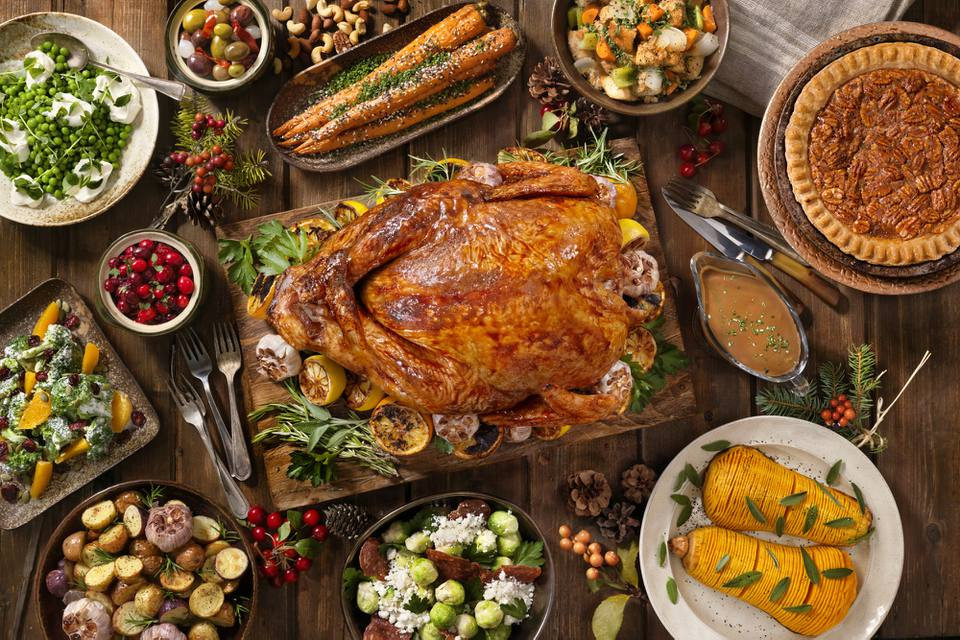 Traditional American Thanksgiving Dinner
 Classic Thanksgiving Menu and Recipes