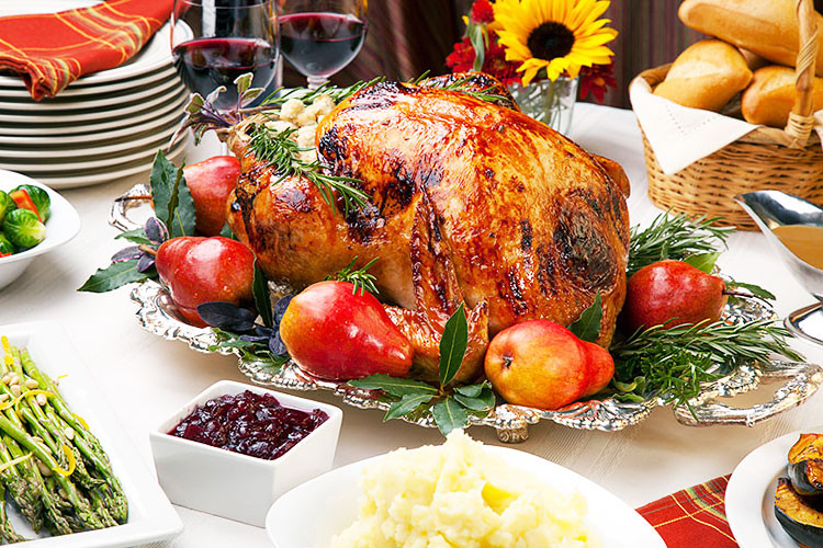Traditional American Thanksgiving Dinner
 5 Non Traditional Thanksgiving Dinner Ideas