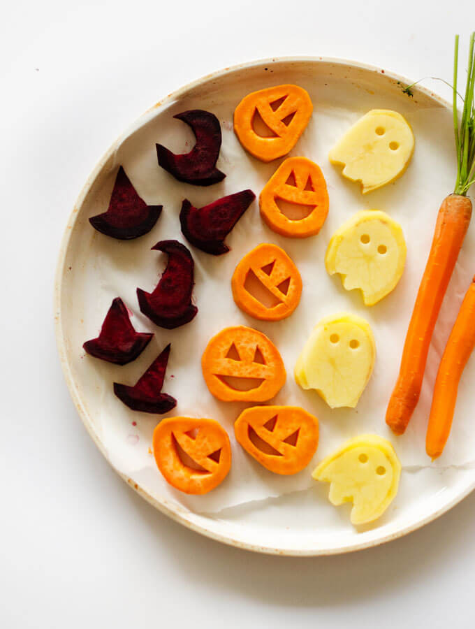 Vegan Halloween Recipes
 46 Spooky Vegan Halloween Recipes Treats Snacks Drinks