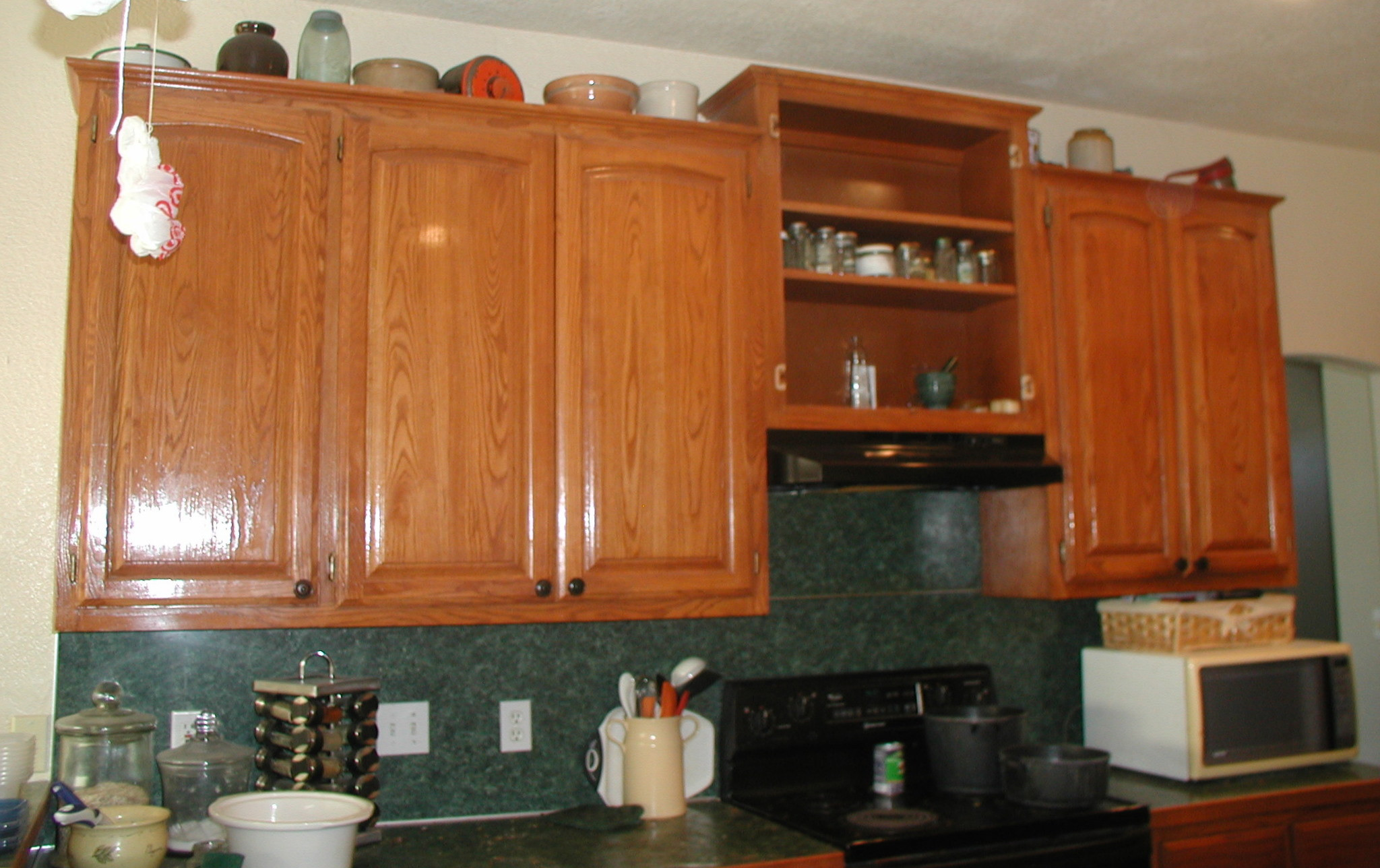 Wall Cabinet Kitchen
 Project making an upper wall cabinet taller kitchen