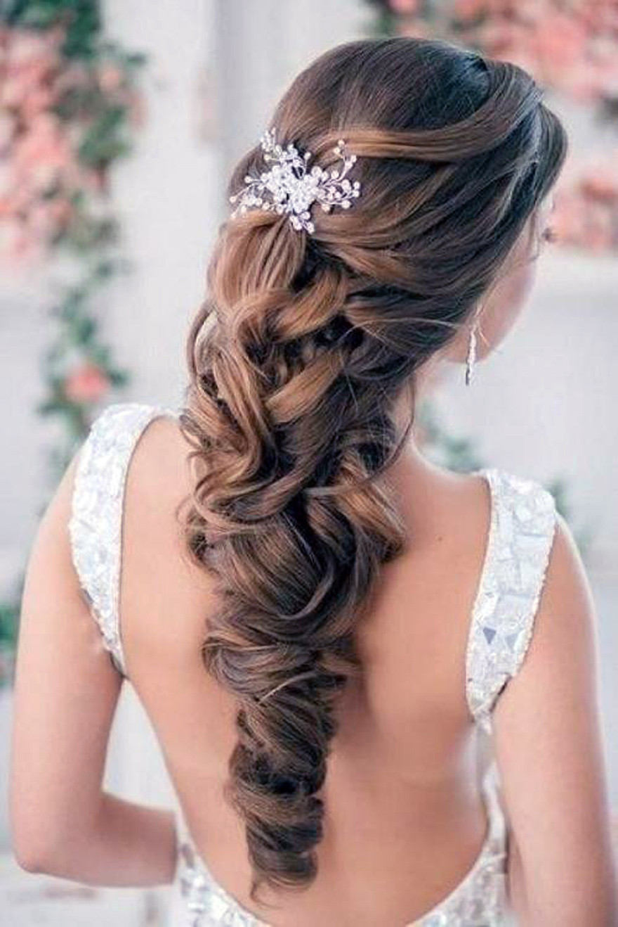 Wedding Hairstyles Brides
 Wedding Hairstyles Down Curly For Bride Fashion