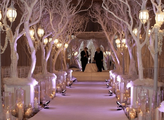 Winter Wedding Ideas Themes
 Fresh New Ideas for a Winter Wonderland Wedding Theme