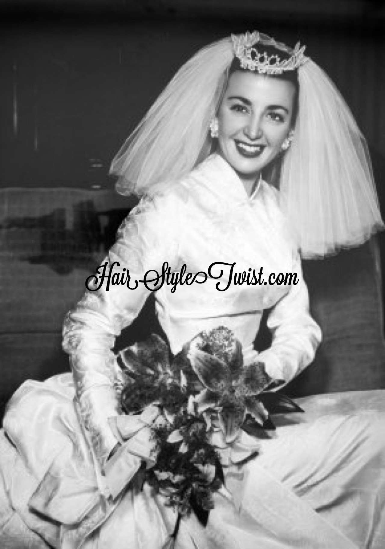 1950s Wedding Hairstyles
 Vintage Themed Wedding Hairstyles