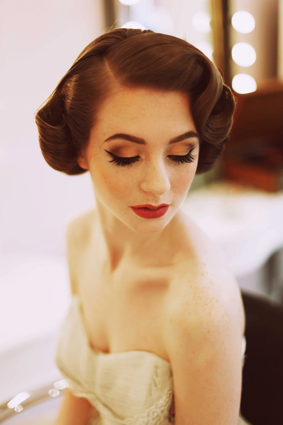 1950s Wedding Hairstyles
 Elegant 1950 s Fashion for the Modern Bride