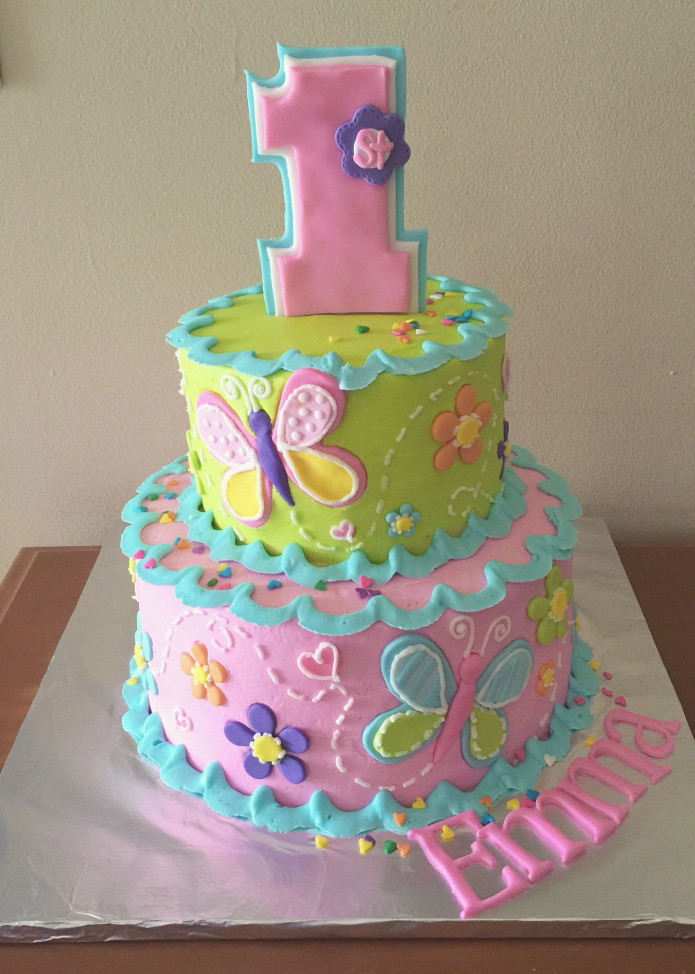 1st Birthday Cake For Girl
 1st birthday cake for a girl