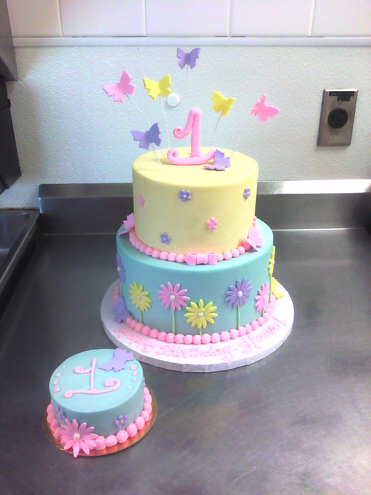 1st Birthday Cake For Girl
 girls 1st birthday