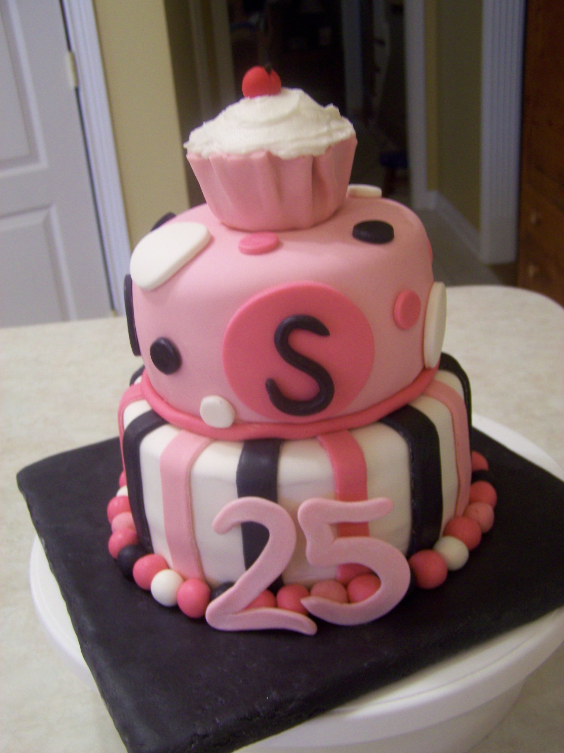 25th Birthday Cakes
 Pink Black 25th Birthday Cake