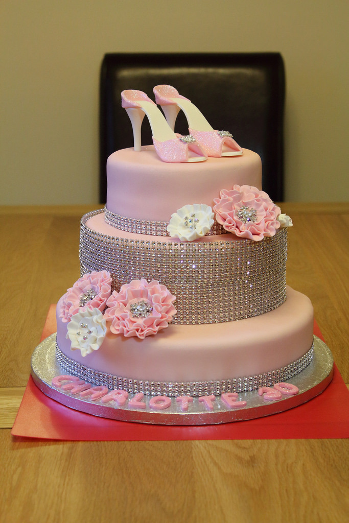 30th Birthday Cake Ideas For Her
 30th Birthday Cakes Inspirations for the Fabulous You