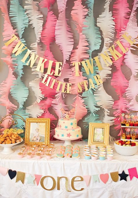 4 Year Old Little Girl Birthday Party Ideas
 This “Twinkle Twinkle Little Star” first birthday party is