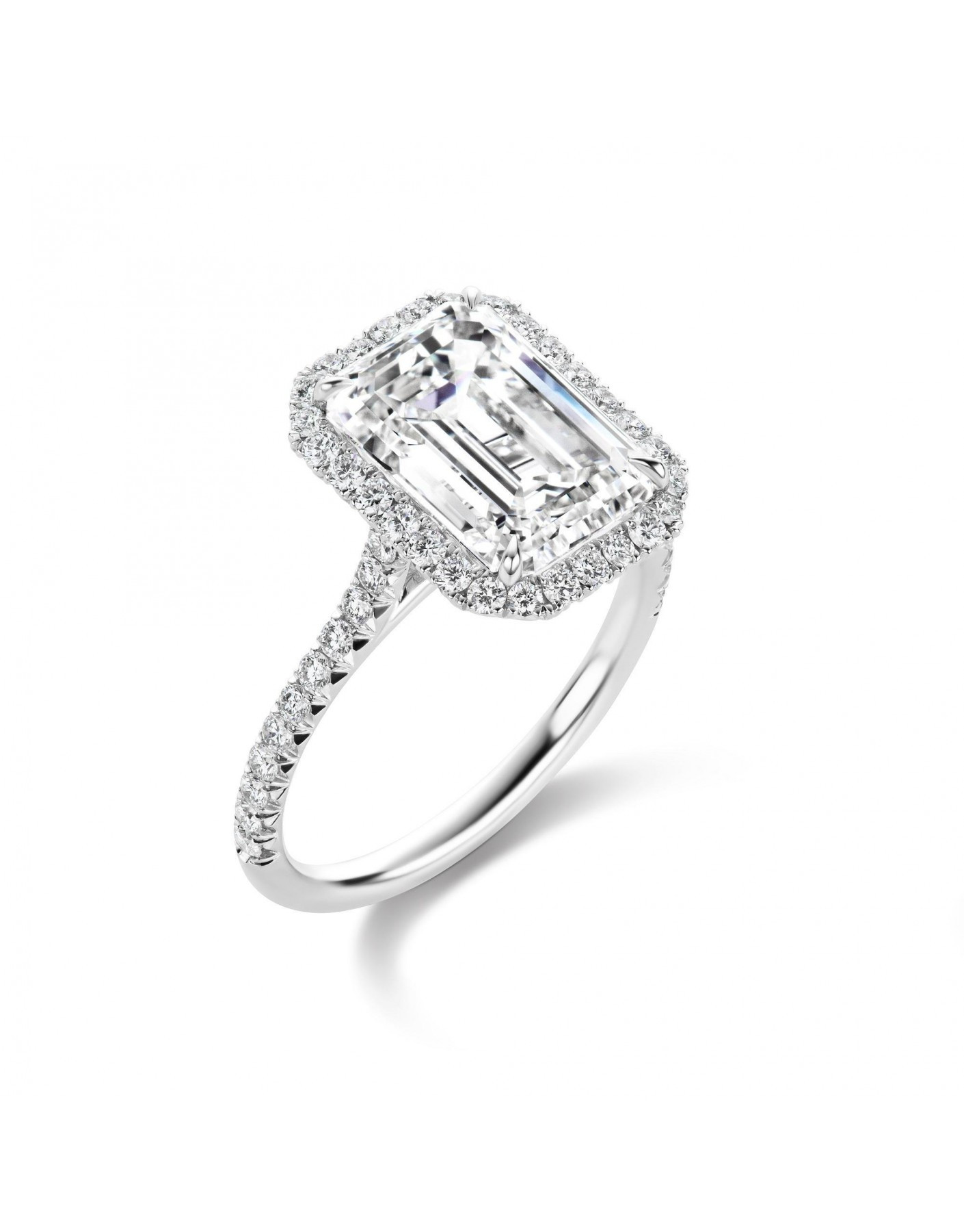 4ct Diamond Engagement Ring
 4 01 Ct Emerald I VS2 Halo Diamond Engagement Ring in Platinum