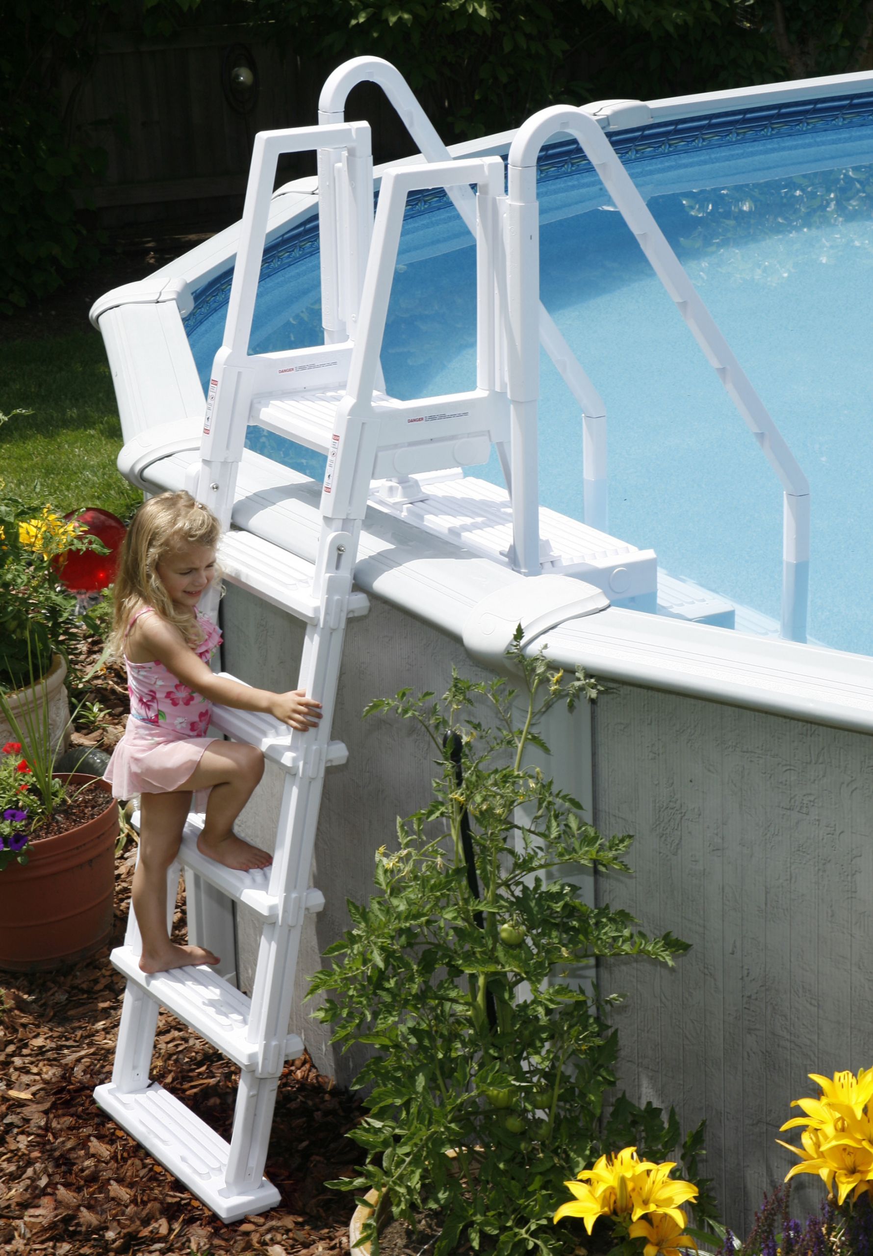 Above Ground Pool Stairs
 Easy Ground Pool Step with Outside Ladder
