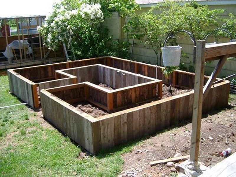 Above Ground Vegetable Garden
 DIY Easy Access Raised Garden Bed